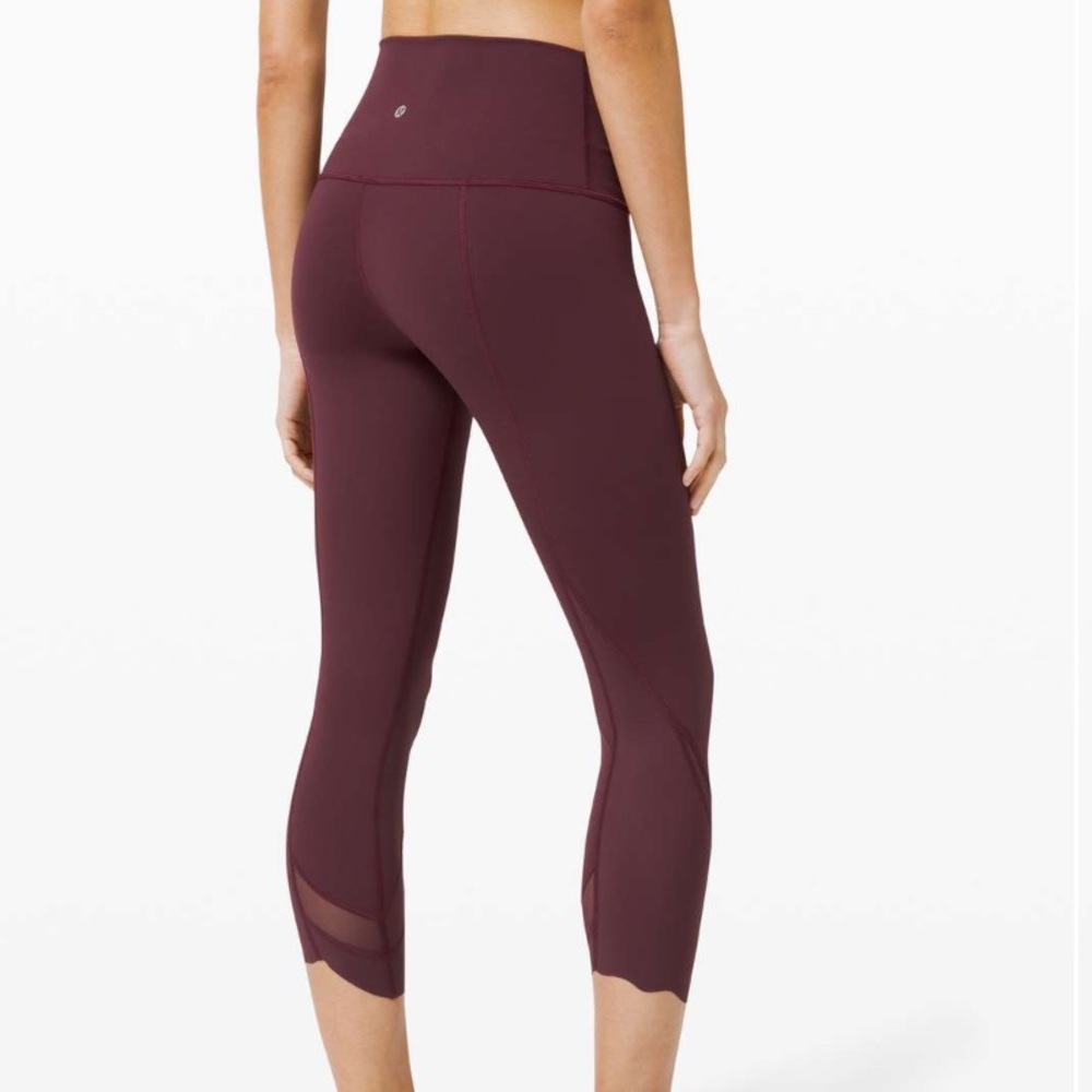 Lululemon Wunder Under High Rise Roll Down Scallop Full-On Luxtreme 23" - Cassis